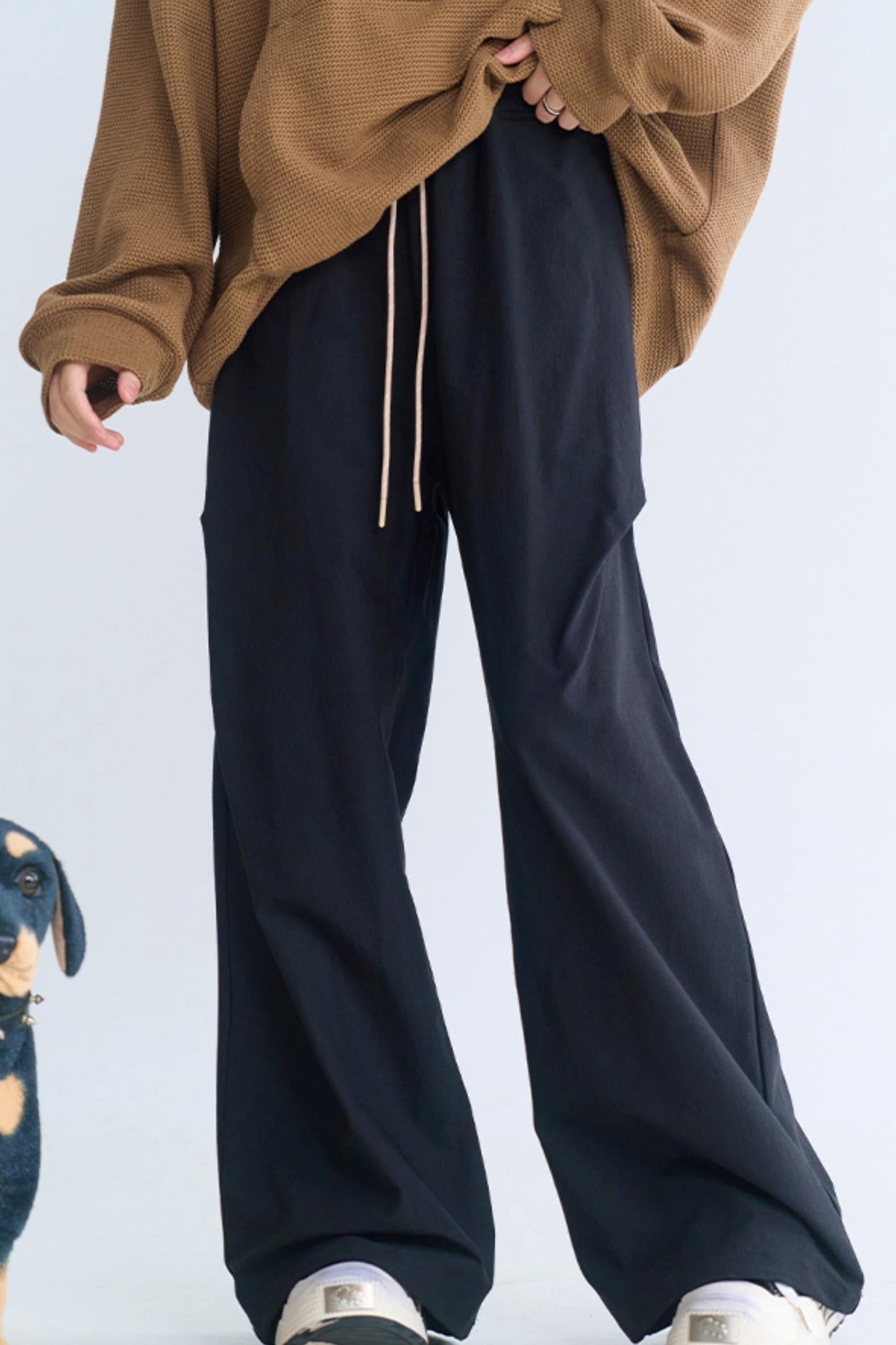Minimalist wide-leg casual pants
