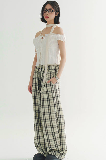 Lace-up top off-the-shoulder