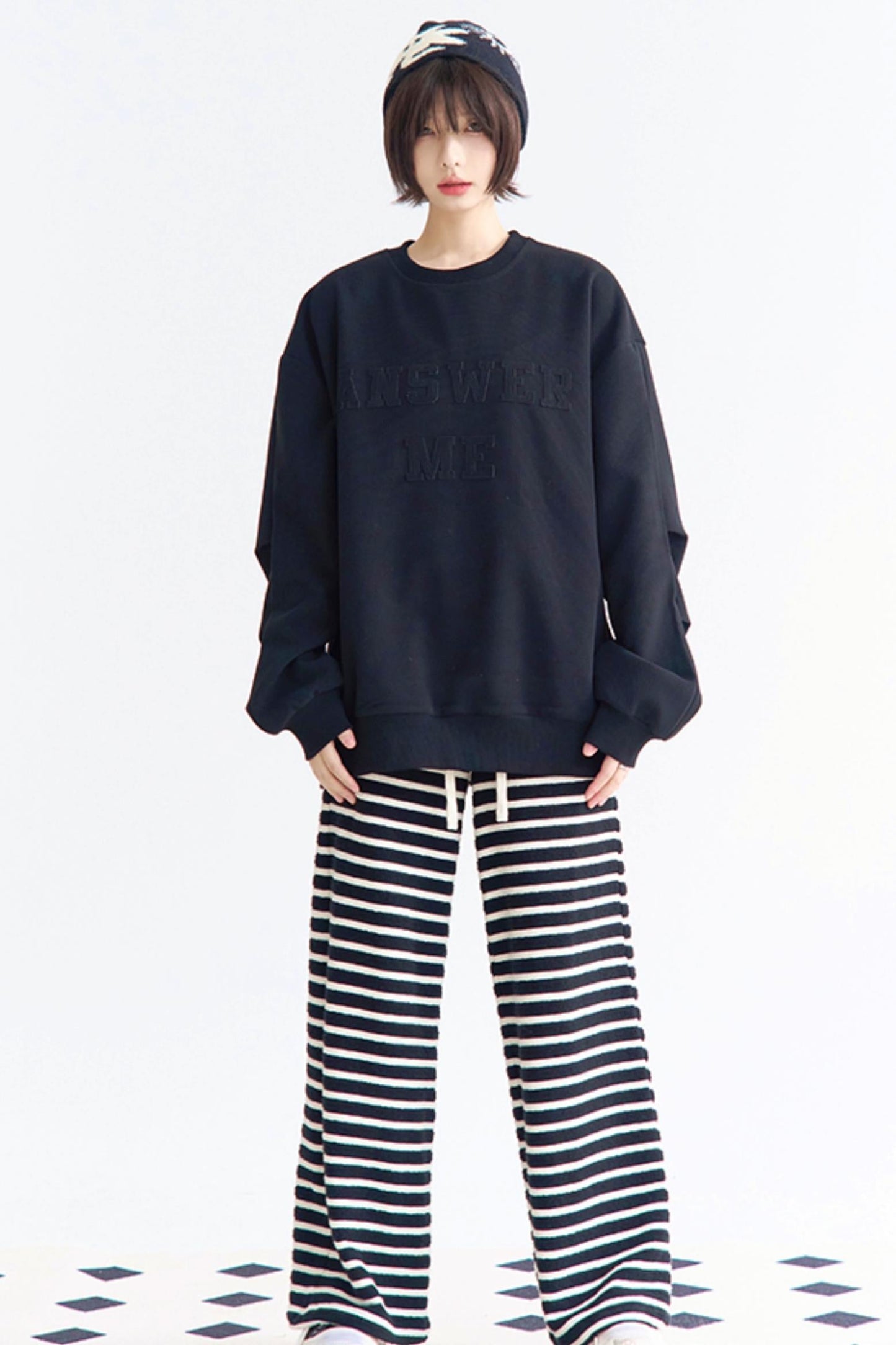 Sweatshirt mit Rundhalsausschnitt und Applikation