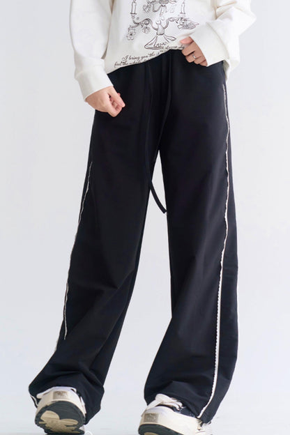 Sporty lace casual style pants