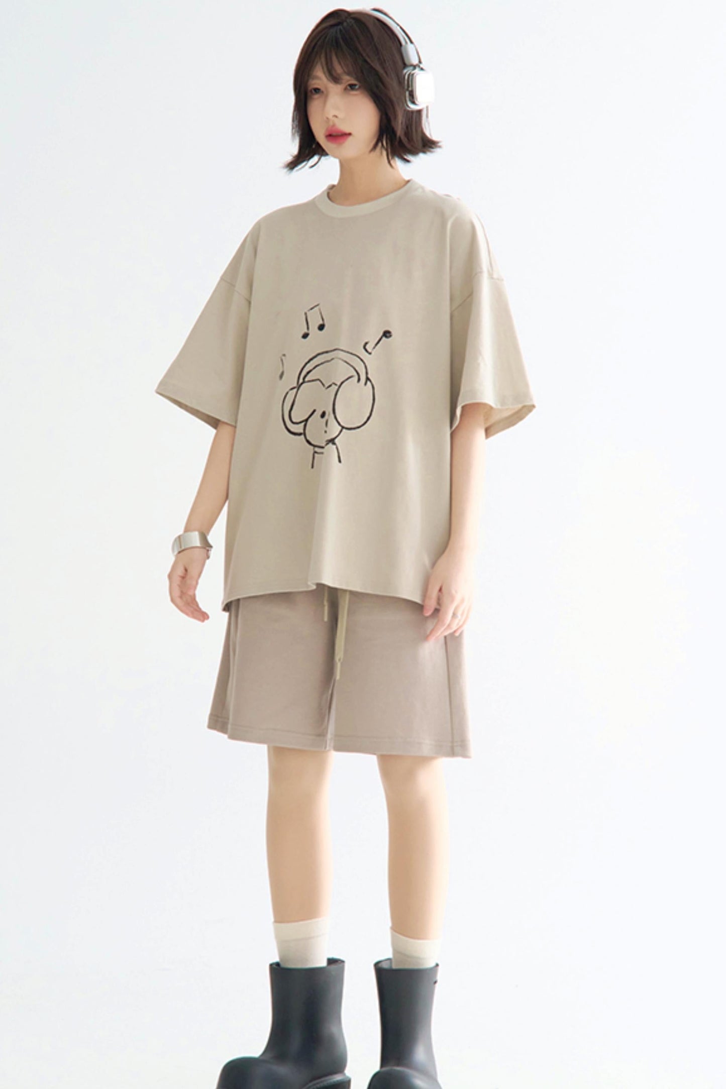 Loose Fit Graphic T-Shirt Puppy