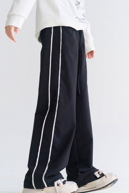 Sporty lace casual style pants