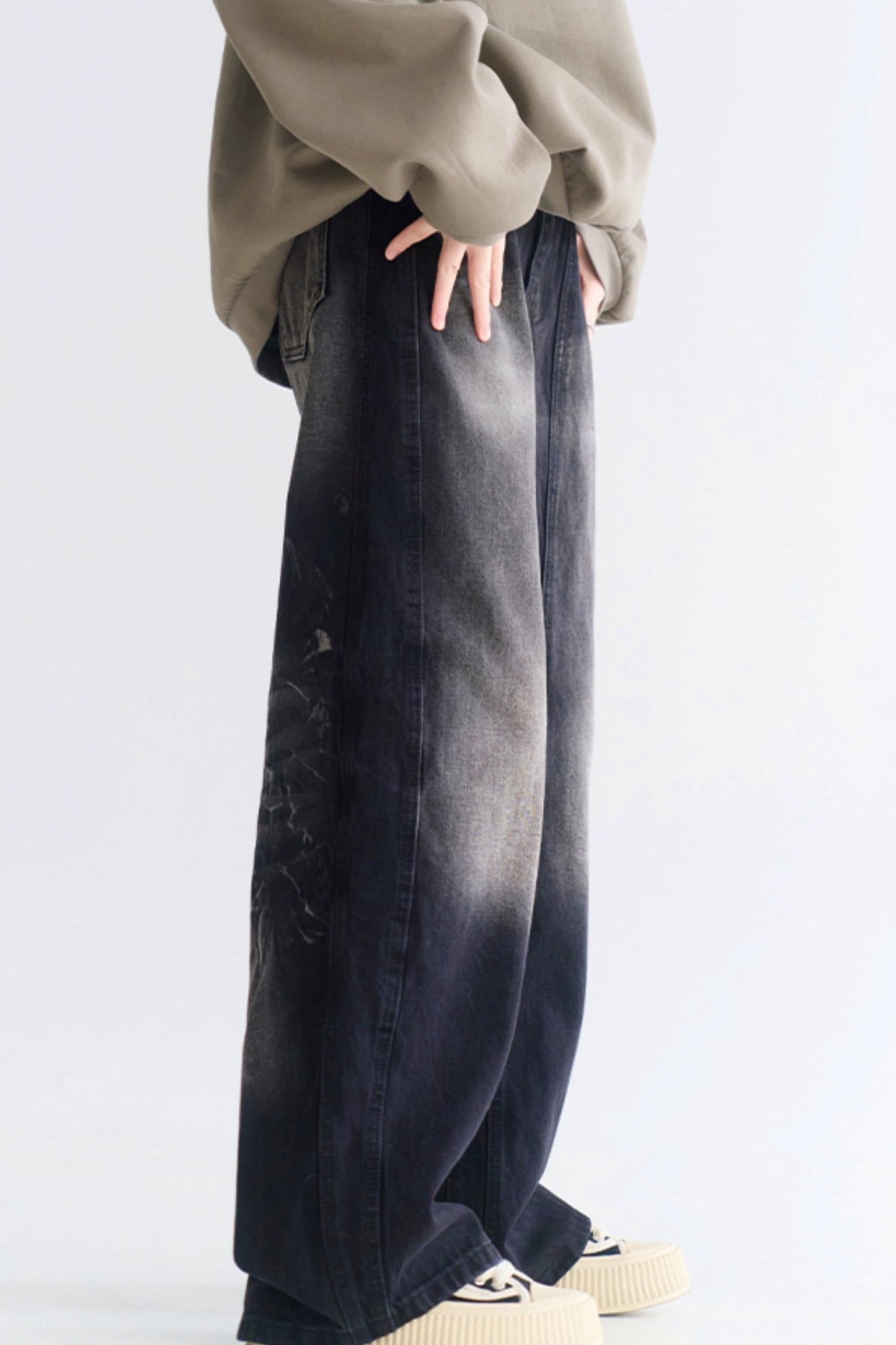 Fit Muse: Vintage Loose Women's Gravity Jeans