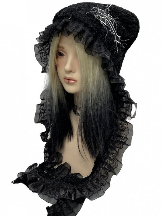 Bonnet en tricot punk Y2K avec bordure en dentelle et appliques en croix noire