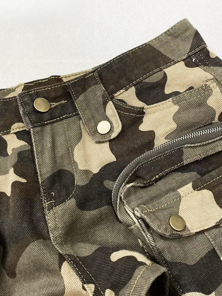 Glamorous Camo Bittersweet Green Shorts Muster