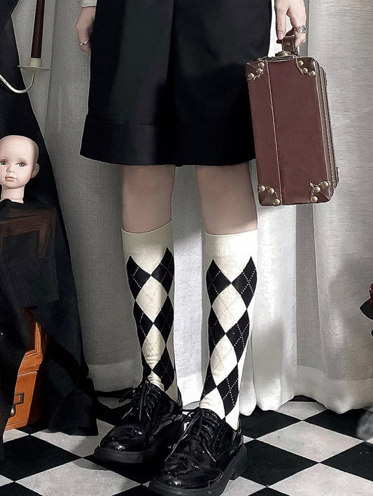 White Calf and Pattern Black Socks Diamond