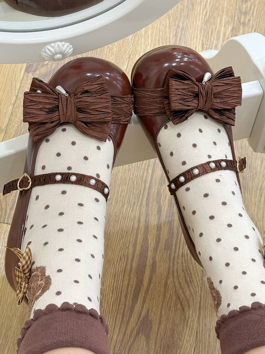 Top verzierte Schokoladenschleife Lolita-Zehenherz an runden Perlenschuhen mit Schnalle in Braun