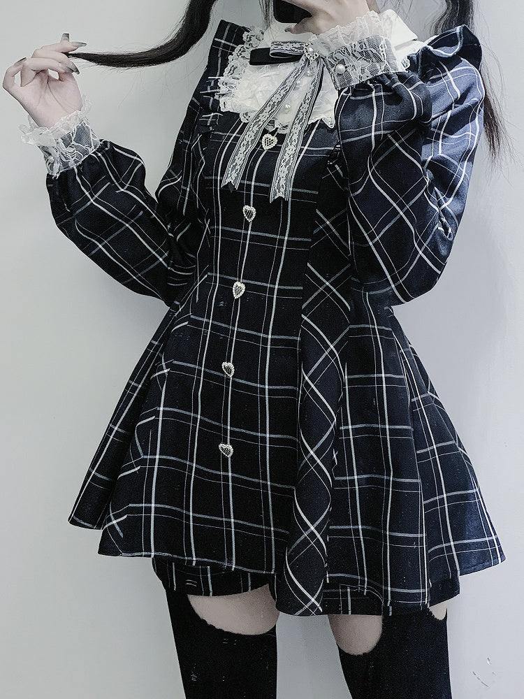Verziertes Minikleid + Shorts Herzförmige Taille Flatter Jirai Kei Schwarz Weiß Kariertes Set mit hohen Ärmeln