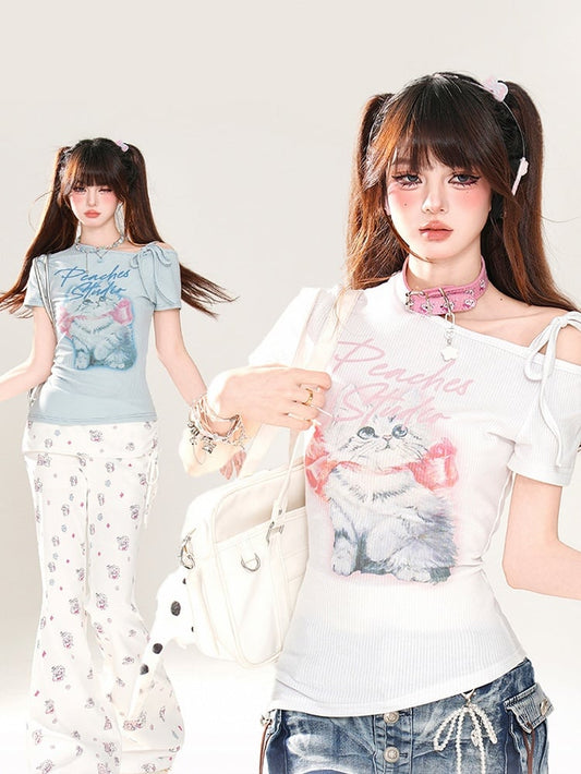 Adorable Kitten Print Blue/White T-Shirt Asymmetrical Neckline Glamorous