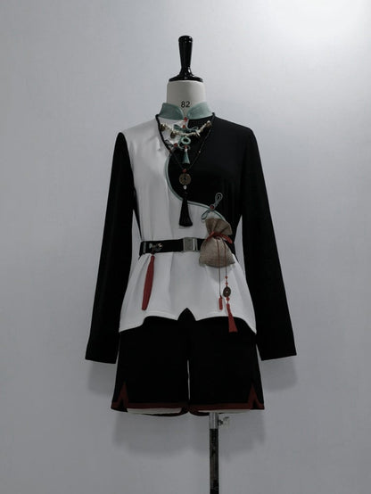 Black and White Ouji Fashion Long Sleeves Top Green Banded Collar and Knot Buttons