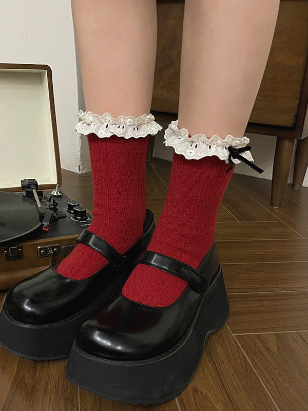 Chaussettes mollet à nœud et bordure en dentelle rouge