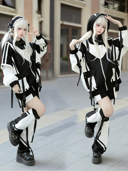 White and Landmine Black Baggy Set: Techwear Jacket