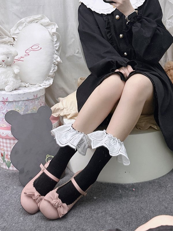 Black/White Socks Floral With Embroidery Calf Cuffs