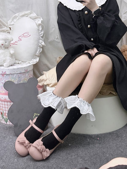 Black/White Socks Floral With Embroidery Calf Cuffs