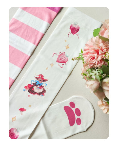 Bas au-dessus du genou à rayures blanches et roses, imprimé fraise et lapin