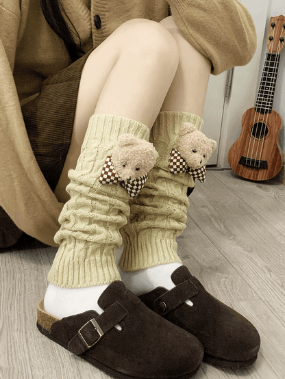 Jambières tricotées blanc lait Y2K avec peluche ours