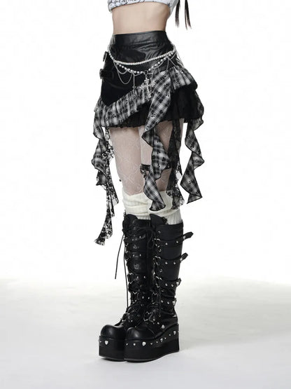 Red Skirt Y2K Hem Black Asymmetrical White/Black
