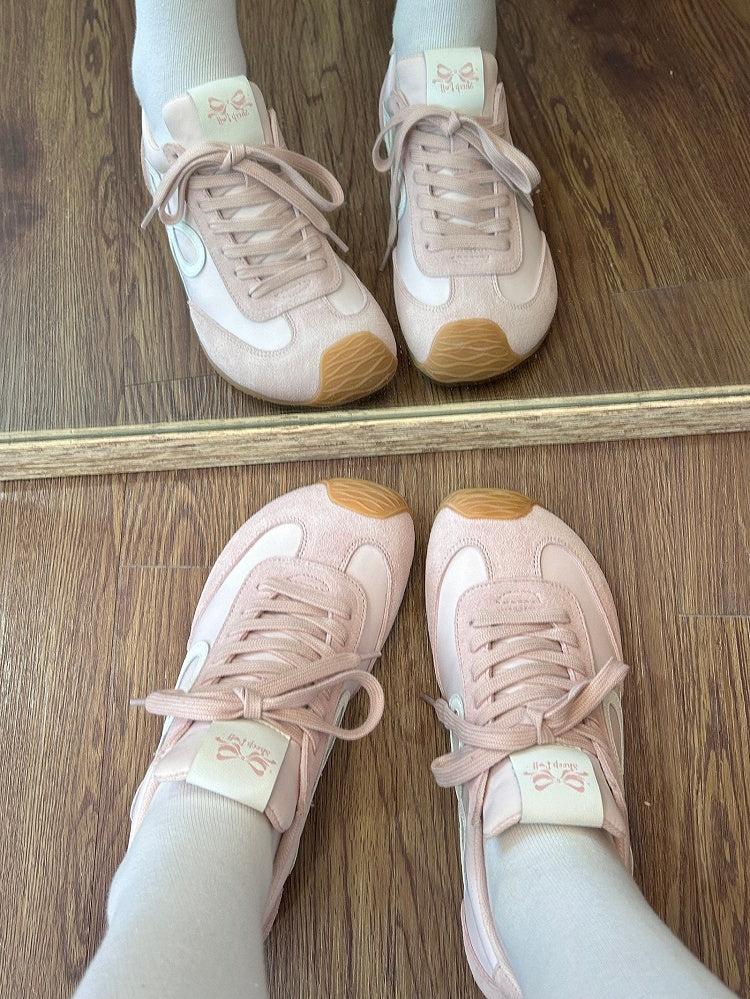 Krawatten Design Sneakers Rosa Schleife Schnürung vorne