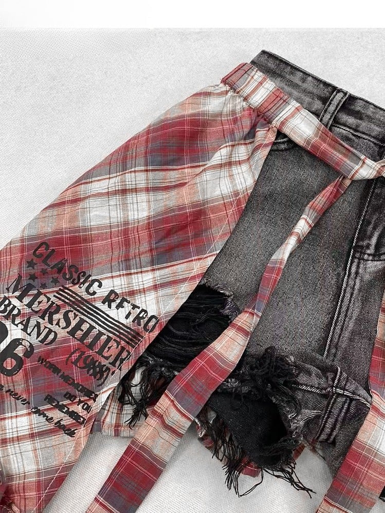 Design Distressed Bittersweet Y2K Rote Löcher + Bein-Accessoire-Stulpen Schwarze karierte Shorts