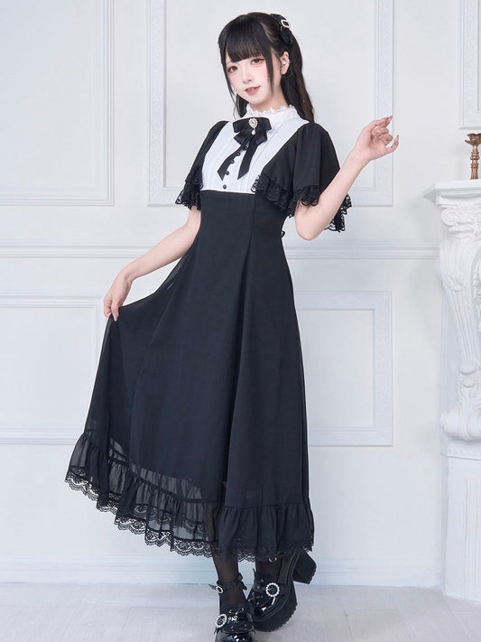 Spitze und zartes Kei mit passender schwarzer Brosche, langes Kleid, weißer Knöchel-Jirai