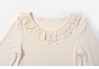 Beige Lace Trim Round Neck Slim-fit Top