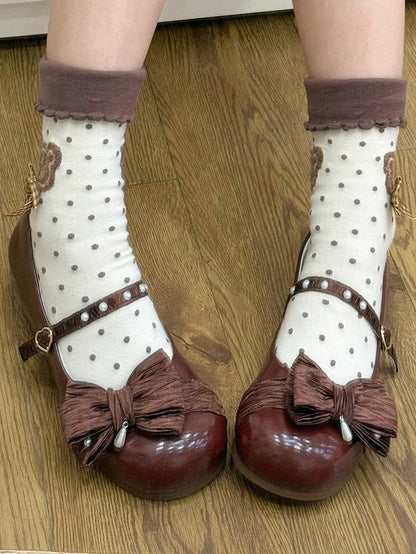 Top verzierte Schokoladenschleife Lolita-Zehenherz an runden Perlenschuhen mit Schnalle in Braun