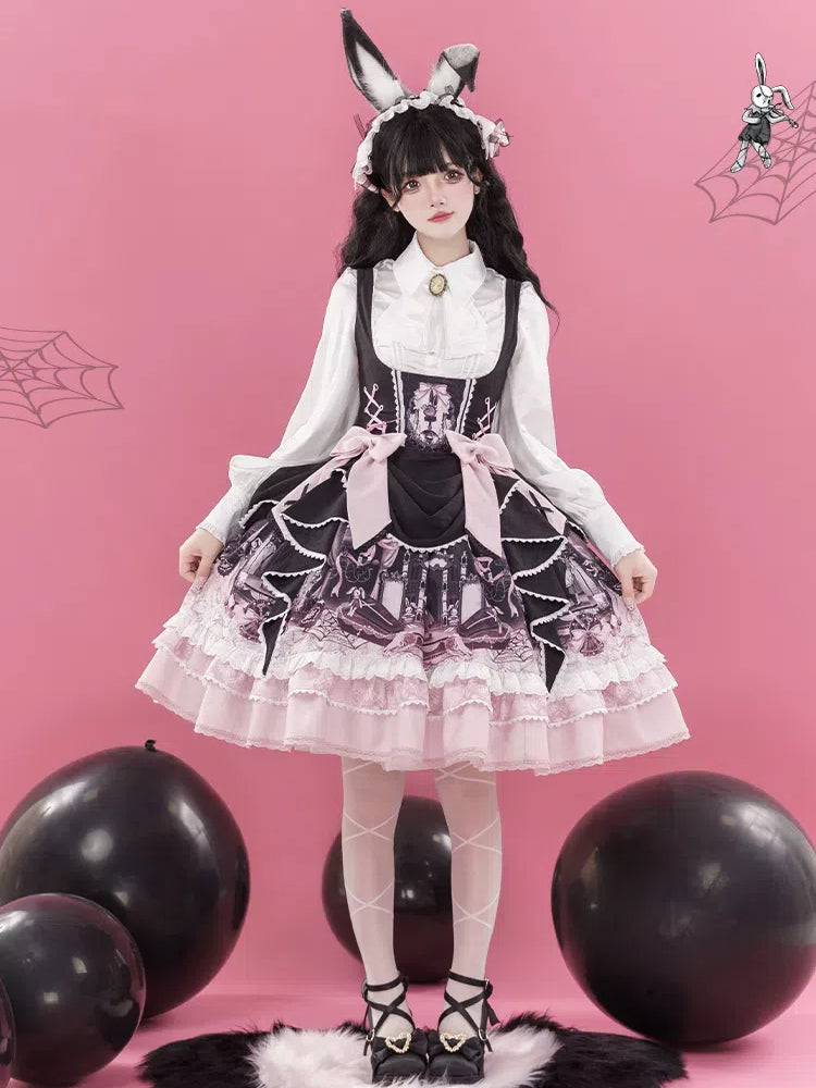 Robe Lolita noire et rose sous la poitrine avec motif lapin et cercueil