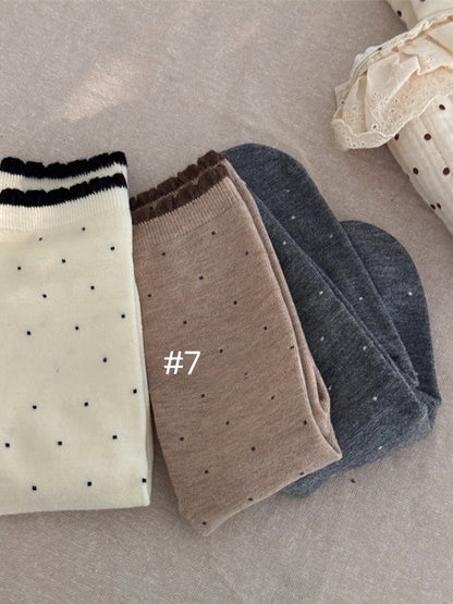 Polka-dot Pattern Ruffled Cuff Calf Socks