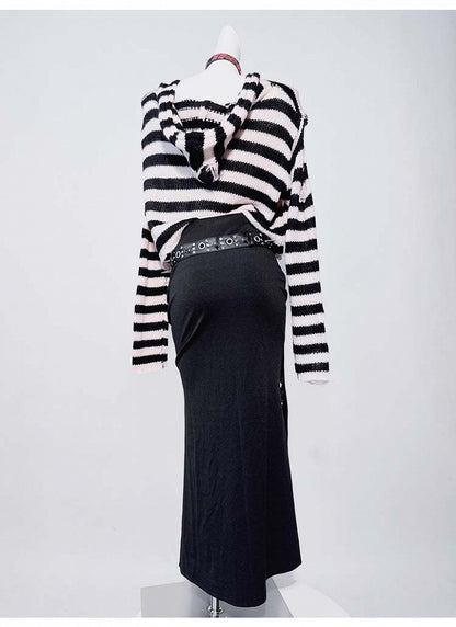 Black Punk Ring Stud Pin Detail Thigh-high Slit Mermaid Skirt with Buckle Belt