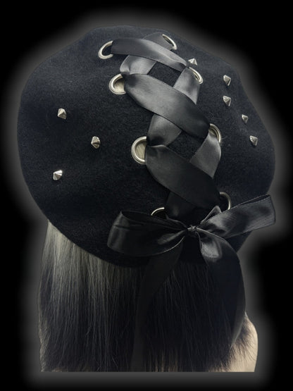 Y2K Black Lace-up Detail Studs Wool Beret