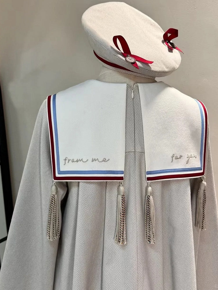 Ensemble complet Lolita Sailor Ouji beige : haut col marin beige, short Ouji beige et béret beige