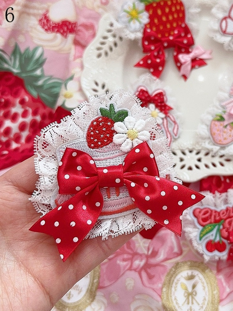 Brooch 6 Options Bear/Cherry/Strawberry