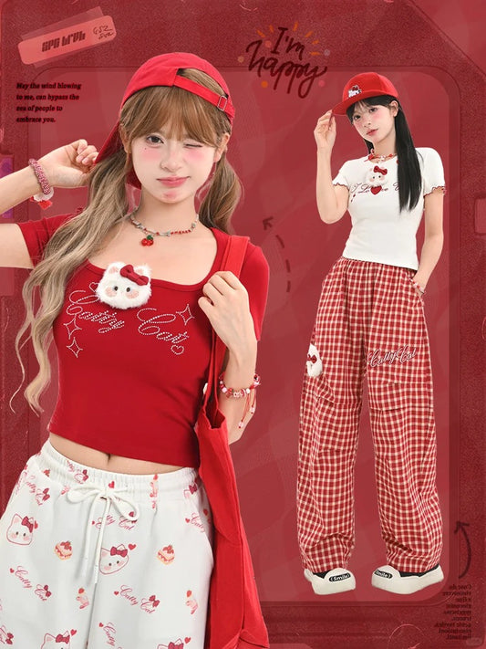 Details T-Shirt with Detachable Kitty Plushie Neck Rhinestone Red Square