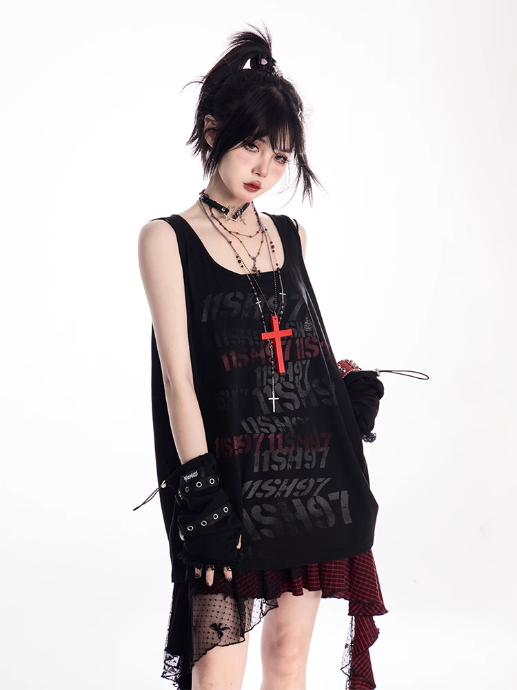 Black Scoop Neckline Letter Print Vintage Loose Tank Top
