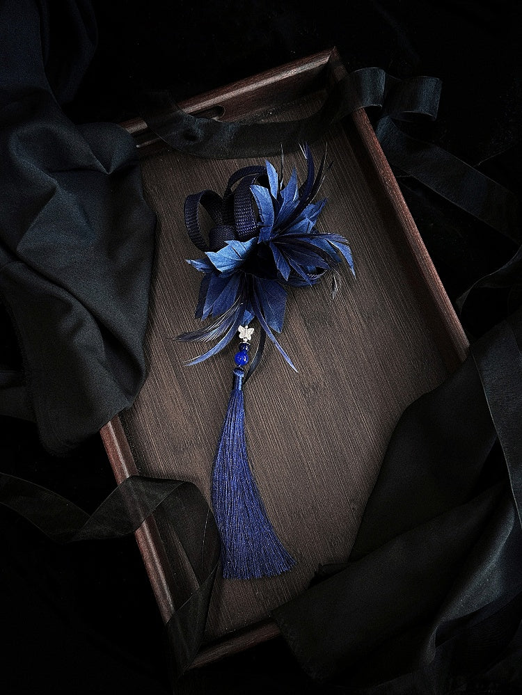 Barrette à cheveux florale à plumes grises/bleu foncé