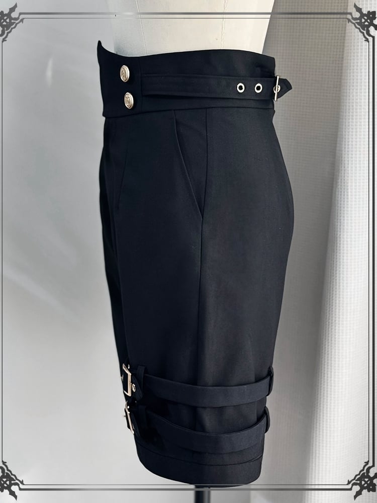 with Straight-leg Straps Lolita Ouji Shoulder Black Shorts