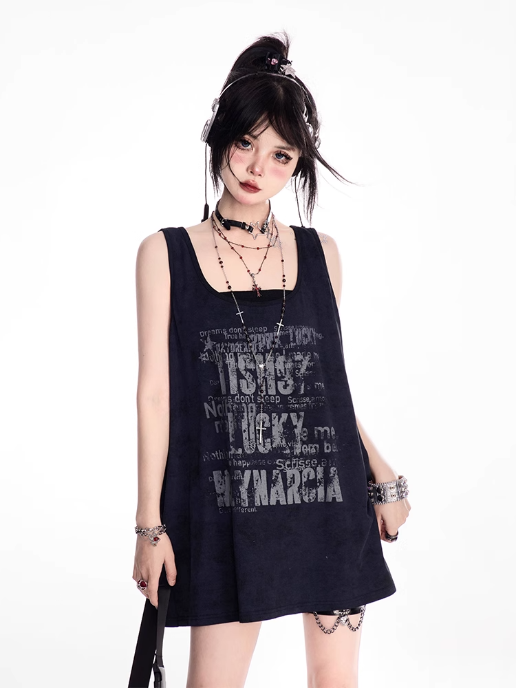 Black Scoop Neckline Letter Print Oversized Tank Top
