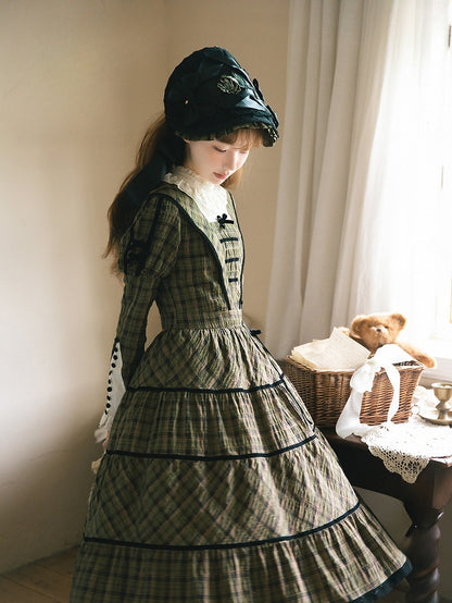 with Sleeves Elegant Classic Plaid Dress and Black Long Neckline Green Piping Lace Lolita