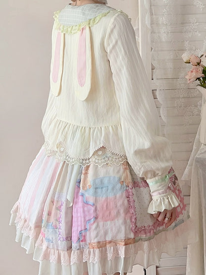 Bluse mit Hasenohren auf der Rückseite und Tulpen-Matrosenkragen und langen Ärmeln