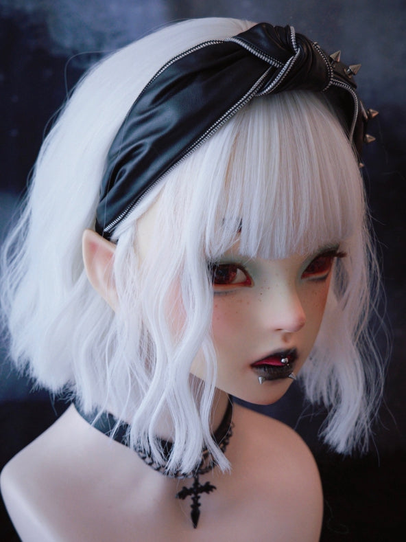 Gothic Schnalle KC Nieten verziert Knoten schwarz Design