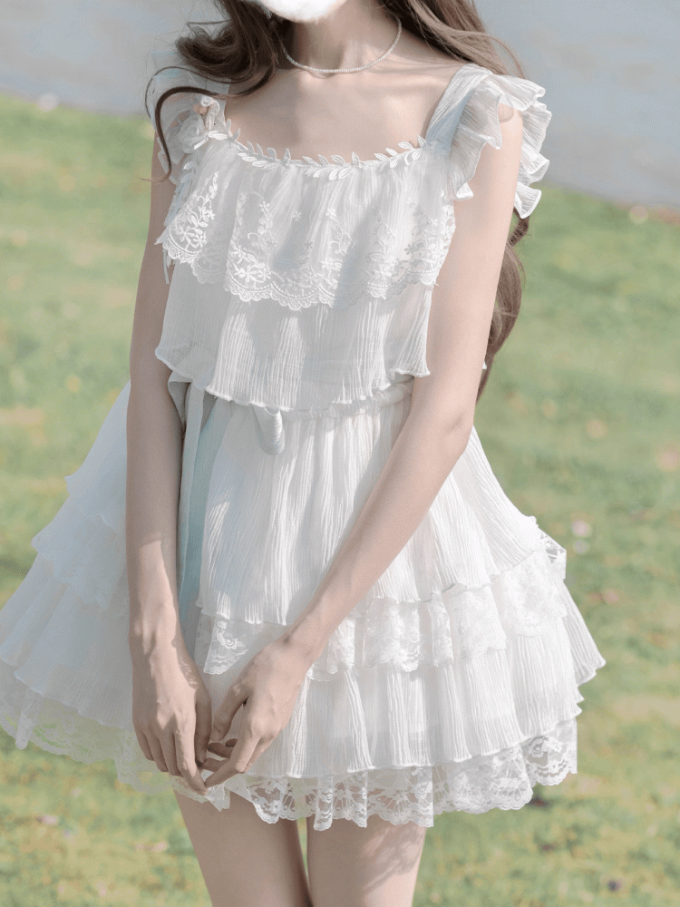 with Brooch Sweet White Tiered Lace Trim Flutter Sleeves Dress