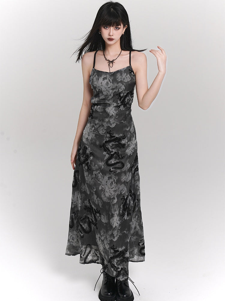 Robe nuisette dos nu/dos couvert à imprimé dragon noir et gris