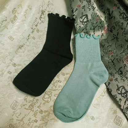 / Black Green Red Socks