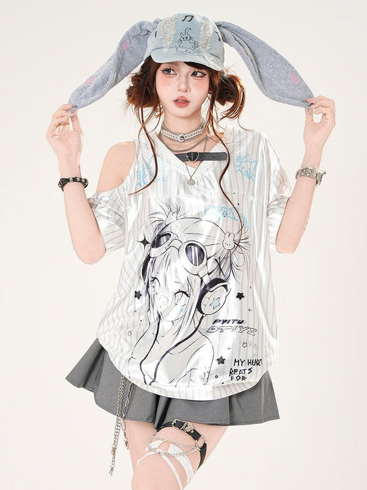 Satin-T-Shirt mit Anime-Mädchen-Print und ausgeschnittenen Schultern, weißes Muster, gestreifter V-Ausschnitt