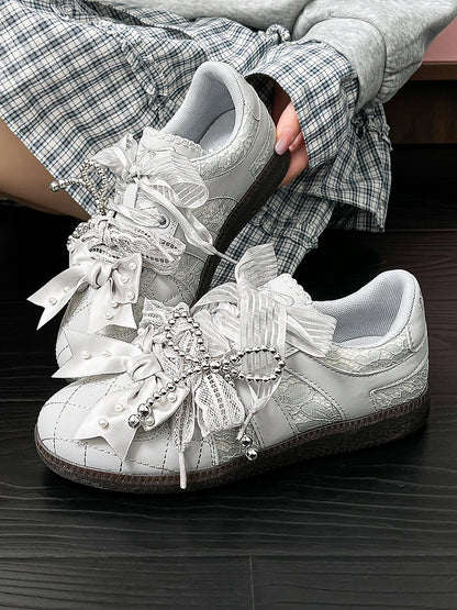 Krawatten Grau Perlen an Spitze Sneakers Vorne Top Schnürung Verzierte Schleife