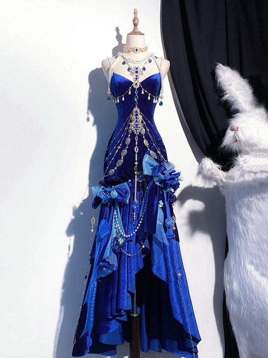 Robe de soirée sirène dos nu en velours bleu marine