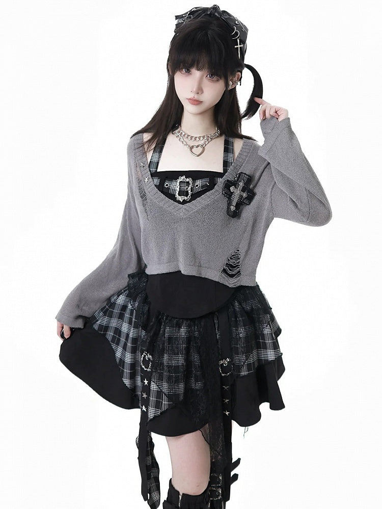 Red / Lace Buckle Straps Handkerchief Plaid Studs Star Core with Idol Hem Y2K - Black Skirt