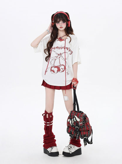 Print T-Shirt with V-Neck Lace-up Neckline Black/White Cherry Detail