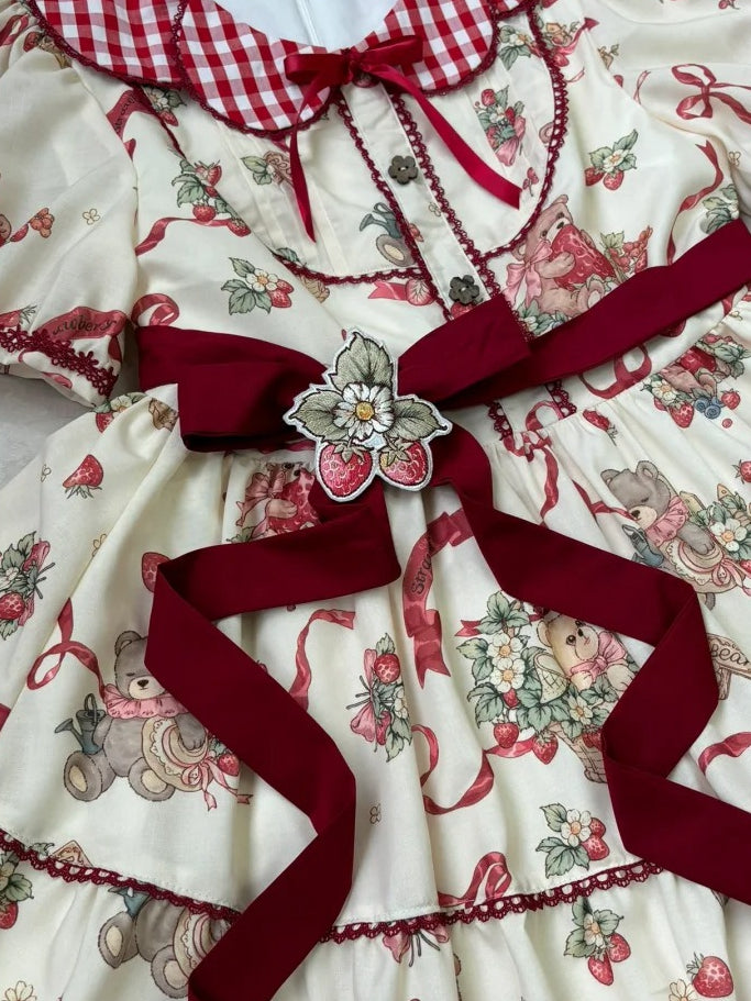 Embroidery Strawberry Brooch