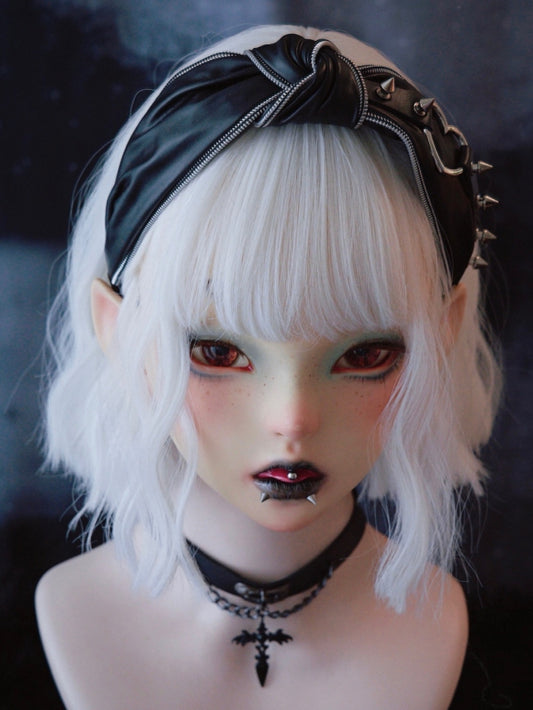 Gothic Schnalle KC Nieten verziert Knoten schwarz Design